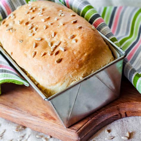 How to remove bread from sticking to a bread tin or a pan – Yum Eating