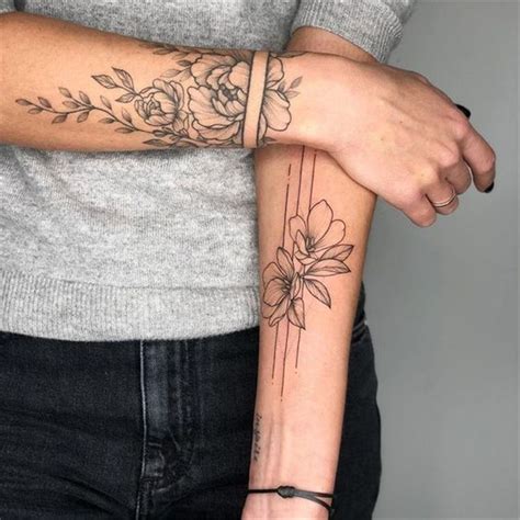 25+ Creative Wrist Tattoos Ideas For Modern Girls | Wrist tattoos ...