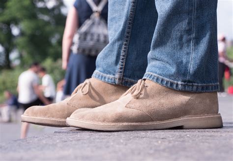 The 5 Best Chukka Boots You Can Wear With Shorts | Stridewise