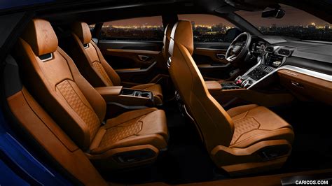 Lamborghini Urus | 2019MY | Interior