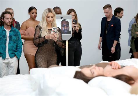 Kanye West recreates ‘Famous’ video with life-size wax models of naked ...