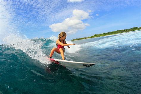 The 5 best surfer kids in the world - Mondo Surf Village