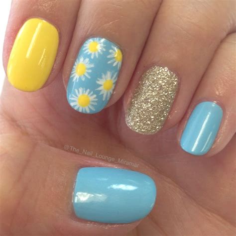 baby blue nails with sunflower - solidwhitebackgroundforiphone