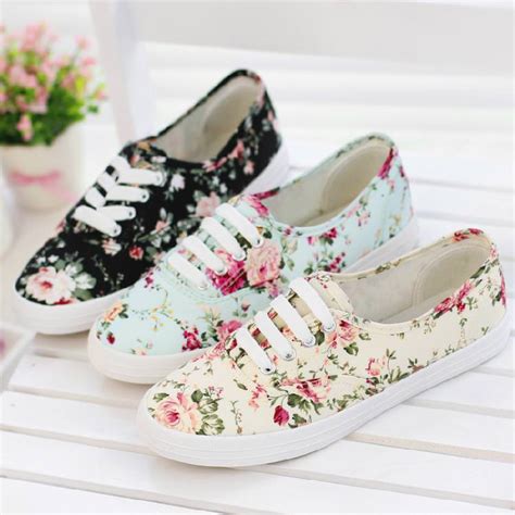 Flower printed platform women canvas sneakers. : r/Sneakers