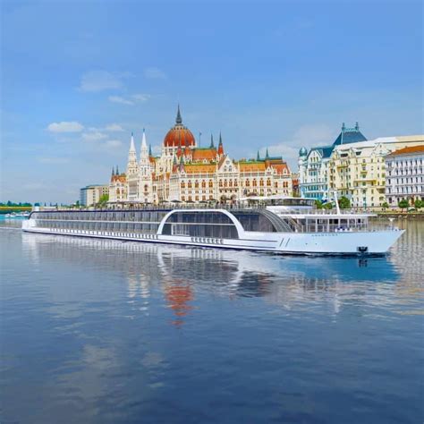 AmaMagna on the Danube in Budapest best Danube river cruise | Danube ...