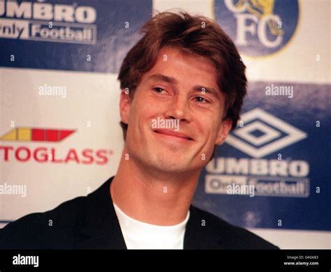 Brian laudrup denmark chelsea fc hi-res stock photography and images ...