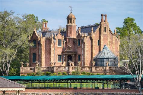 Major Doom Buggy Ride Vehicle Malfunction Leads to Haunted Mansion Closure at Magic Kingdom