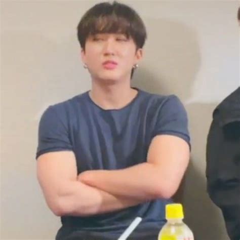 Changbin lq icon | Changbin biceps, Hot kpop, Arm muscles