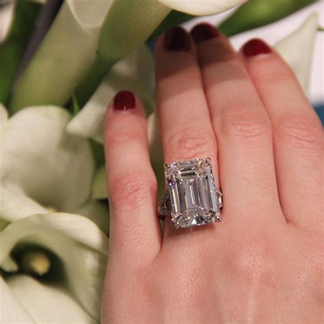 20.47-carat emerald-cut diamond Arris ring | Sotheby's Diamonds | The ...