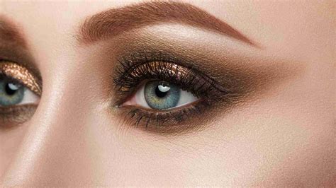 Smokey Eye Makeup For Blonde Hair | Saubhaya Makeup