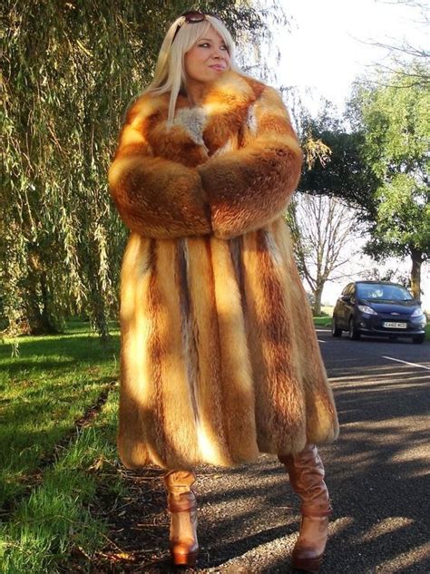 furmaxed: “Golden Island Fox Fur Coat (2) ” | Anziehsachen, Pelz, Anziehen