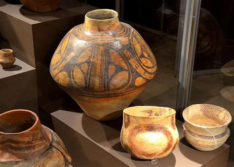Neolithic Pottery History: 3 Types of Neolithic Pottery - Crafts Hero