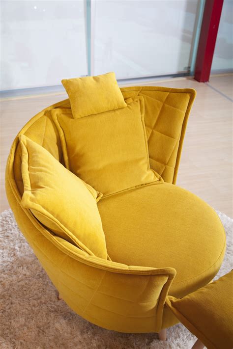 Volta Lounge Accent Chair with Ottoman Coffee Table by Famaliving California - Modern - Family ...