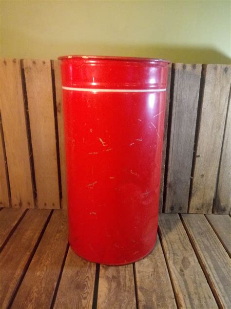 Vintage mini industrial rag tin trash can - nice patina’d red color - agrohort.ipb.ac.id