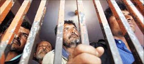 Pak hands India list of 261 Indian prisoners in Pakistani jails - Jammu ...