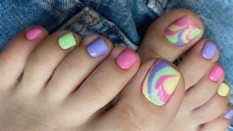 23 Colors You'll Want For All Of Your 2023 Pedicures