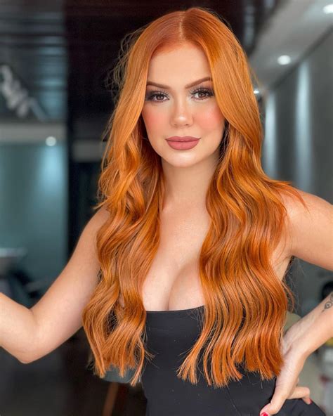 MIRELA JANIS 🍦 on Instagram: "Cabelo laranjinha temos por @studioleosilva 👩🏻‍🦰" | Red hair cuts ...