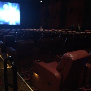 AMC Dine-In Levittown 10 in Levittown, NY - Cinema Treasures