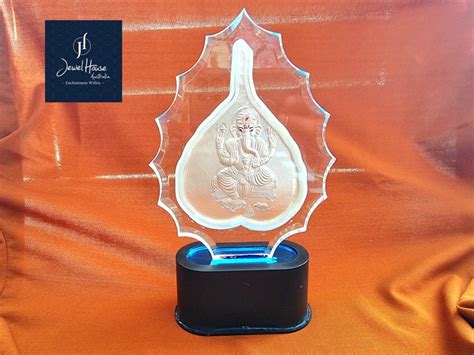 Silver Ganesha Trophy Stand (999 Purity) - Jewel House Australia