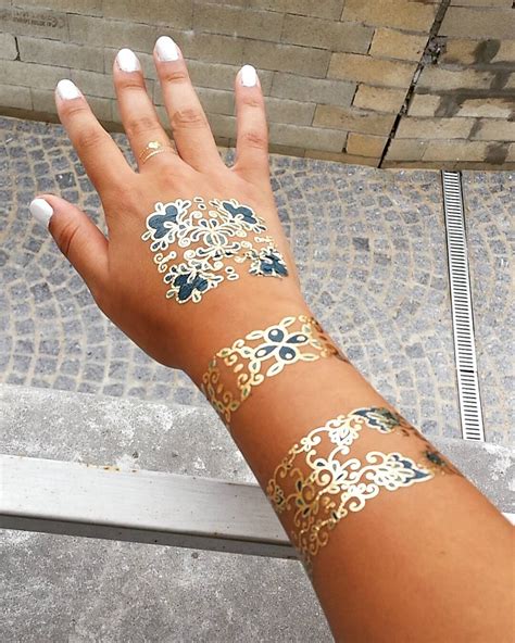 50 Gold Tattoo Designs And Ideas For Women - Feel Like a Queen (2019)