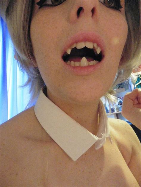 Fake fangs for Marie Splatoon Cosplay | Splatoon cosplay, Fake fangs, Splatoon