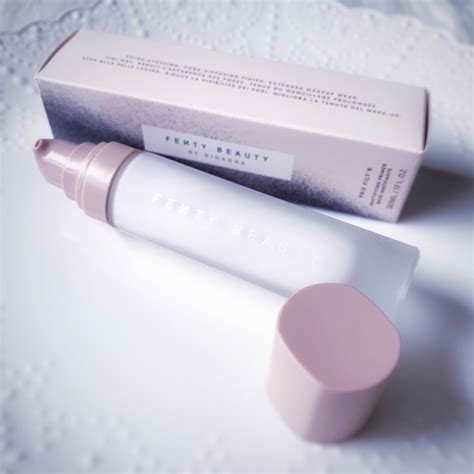 Fenty Beauty Pro Filt'r Mattifying Primer - Bellyrubz Beauty