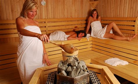 How to build a sauna - Builders Villa