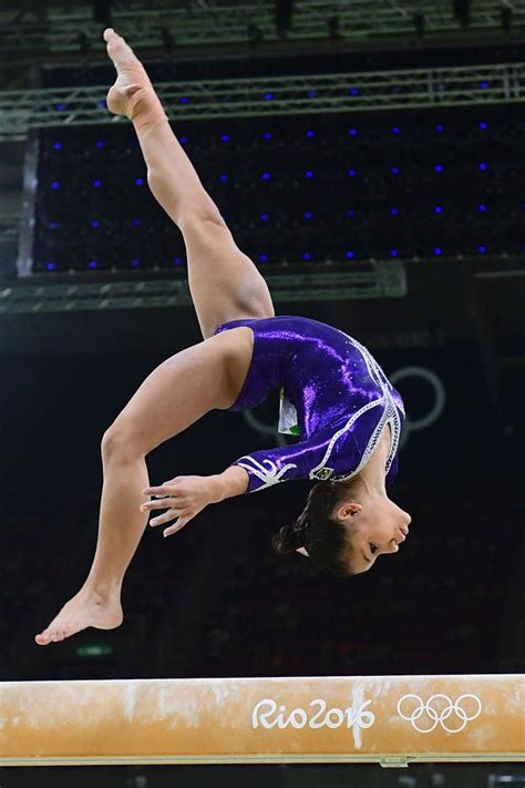 Brazil's Flavia Saraiva at Beam Qualifications Olympics 2016 | Ginastica olimpica, Mulheres ...