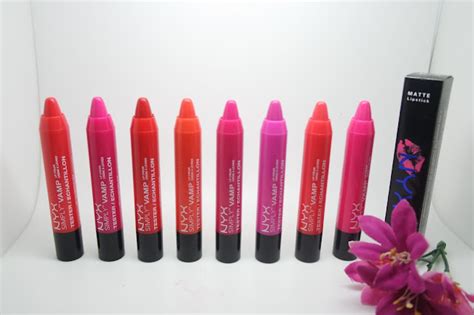 Lipstick NYX CRAYON SIMPLY VAMP MATTE - NAKED ONLINE