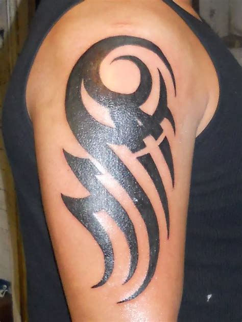 Tribal Upper Arm Tattoo