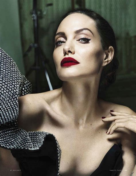 Angelina Jolie Latest Photos - CelebMafia