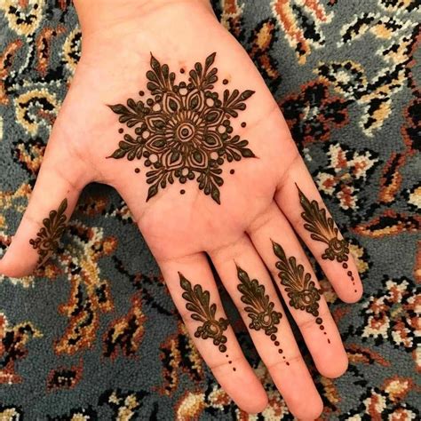 New Rakshabandhan Mehndi Designs 2019 Henna Hand Designs, Henna Tattoo ...