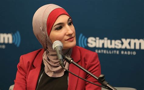 Why Palestinian-American activist Linda Sarsour is controversial | The Times of Israel