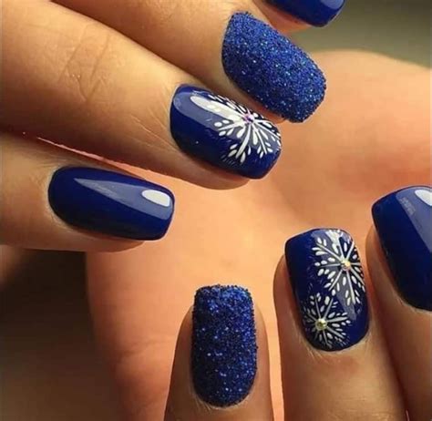 Top 11 Winter Nails 2024 To Run the World and Try This Year | Stylish ...