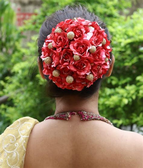 floral hair bun ideas - ShaadiWish