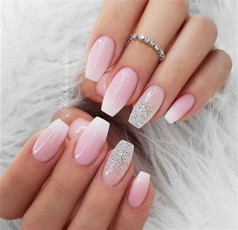 Feminine and Flirty: 5 Light Pink Ombre Nails for Any Occasion – The FSHN