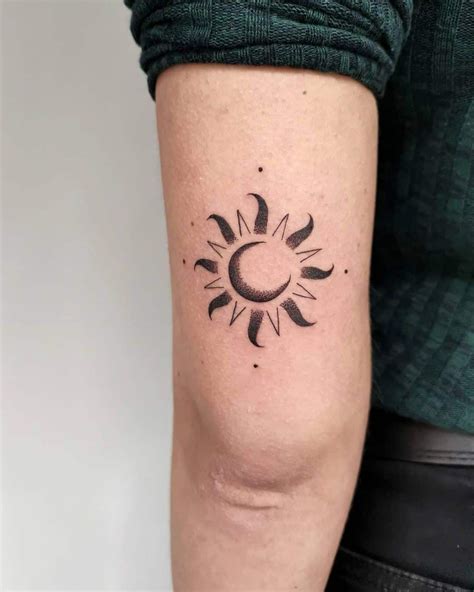 Sun and Moon Tattoos: Meaning and 47 Best Design Ideas | Sun tattoo designs, Sun tattoos, Moon ...