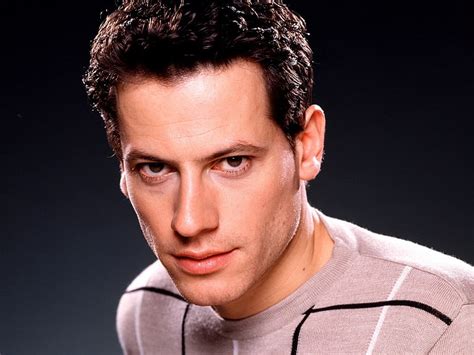 HD wallpaper: men's gray crew-neck top, ioan gruffudd, male, brown-eyed, sweater | Wallpaper Flare