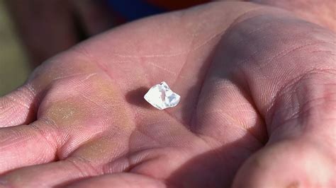 Arkansas man finds 4.87-carat diamond at Crater of Diamonds State Park | CNN