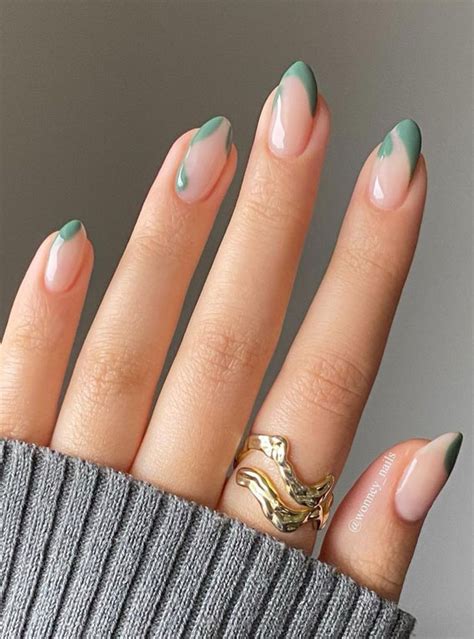 35 Nail Trends 2023 To Have on Your List : Abstract Matcha Green