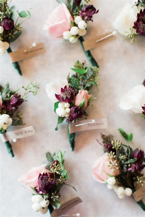 burgundy and green groom corsage | Colors for Wedding