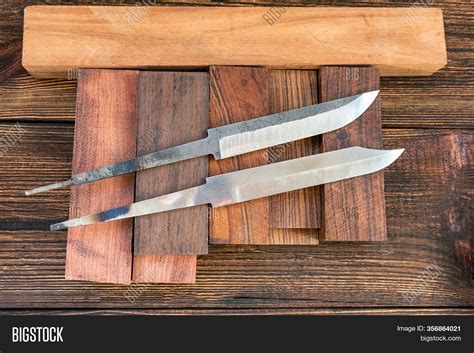 Knife Blades Bars Image & Photo (Free Trial) | Bigstock