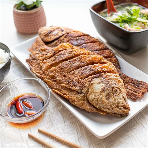 Crispy Pan-Fried Red Tilapia Fish Recipe (Cá Diêu Hồng Chiên Giòn) — Vicky Pham