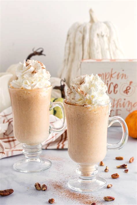 Pumpkin Spice Latte | RecipeLion.com