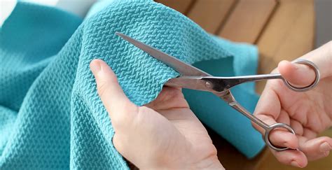 9 Main Types of Sewing Scissors (In-Depth Guide)