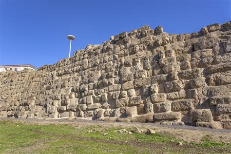 The Ancient Walls of Rome | Rome, Ancient, Ancient cities