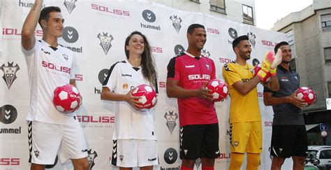 Albacete 17-18 Home & Away Kits Released - Footy Headlines