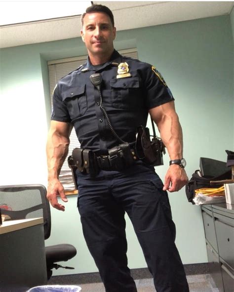 Pin by Belt Thick on Body perfect | Men in uniform, Hot cops, Men's uniforms