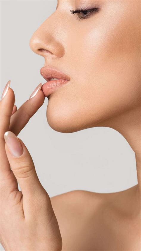 Which Vitamin Deficiency Causes Peeling Lips?