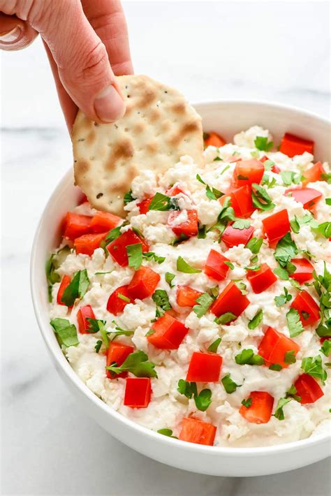 Easy Garlic Feta Dip {Ready in 10 Minutes!} - WellPlated.com